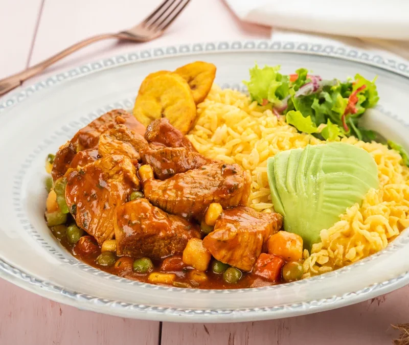 GUISO DE CHANCHO CON VEGETALES